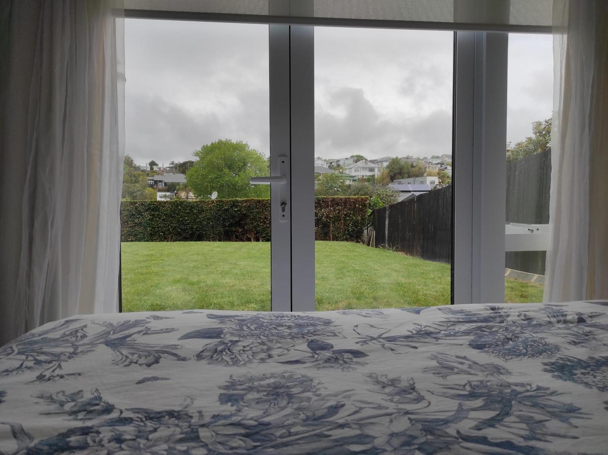 Two Bedroom Guest House In Remuera โอ๊คแลนด์ ภายนอก รูปภาพ